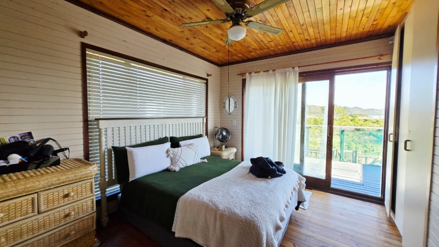 5 Bedroom Property for Sale in Sedgefield Central Western Cape